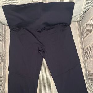 NEW NEVER WORN Navy Blue Athletic Leggings